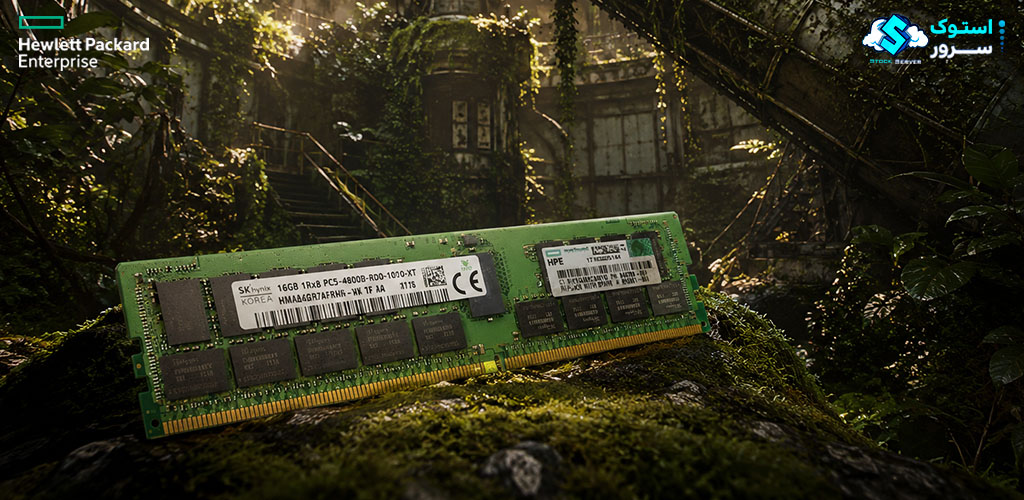 تصویر تزئینی از رم سرور HPE 16GB PC5-4800 1Rx8 DDR5-4800 RDIMM (P50309-B21) با طراحی مدرن و نمایش ماژول حافظه سروری DDR5