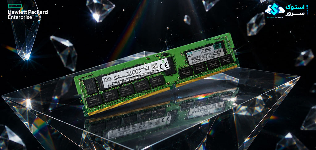 تصویر هنری از رم سرور HPE 16GB PC4-3200 RDIMM (P56425-B21) با نورپردازی تکنولوژیک و نمایش جزئیات ماژول RAM